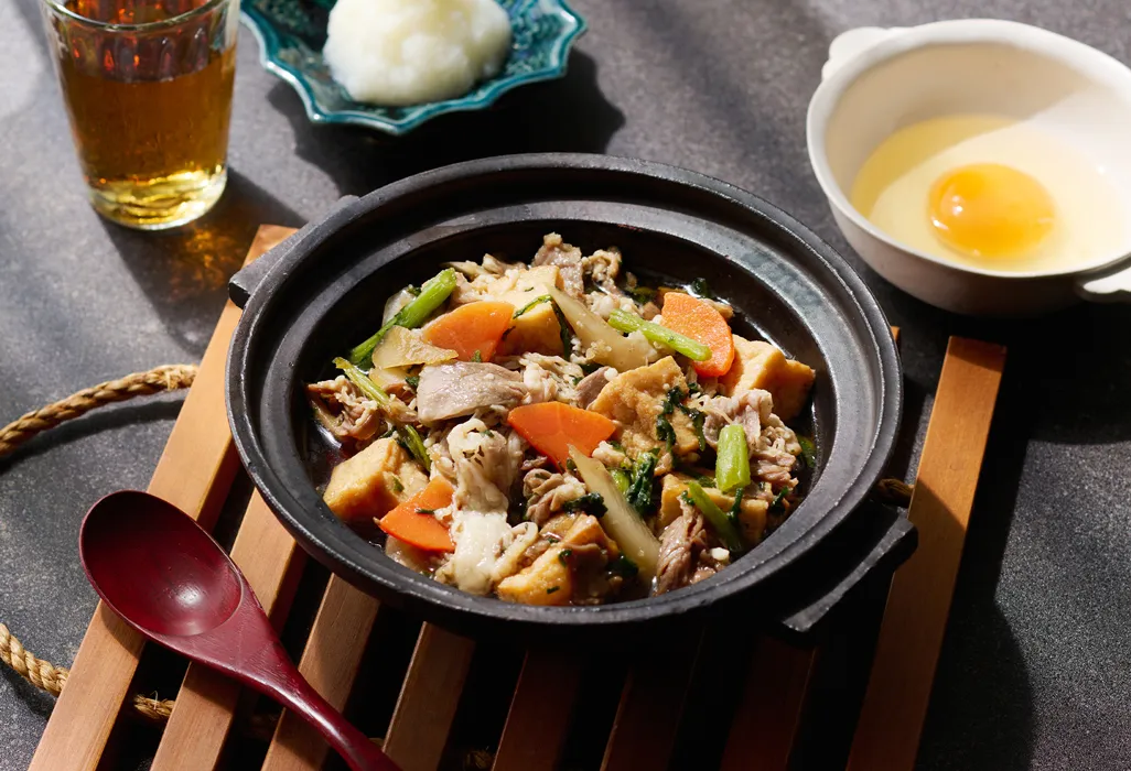 れんこんと鶏つくねの生姜入り黒酢あん | GREEN SPOON（グリーンスプーン）