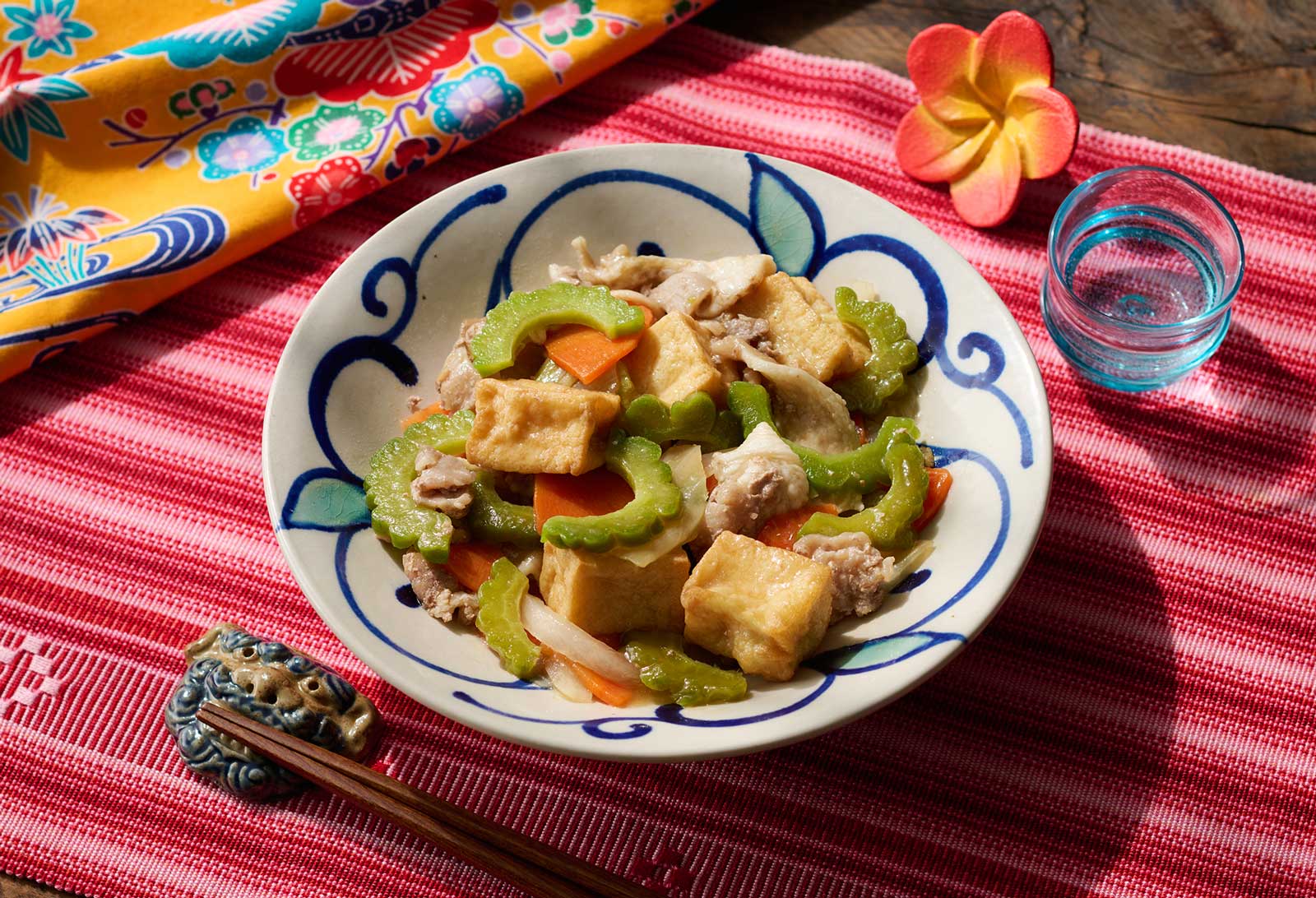 あっさり和風出汁の厚揚げゴーヤチャンプル | GREEN SPOON