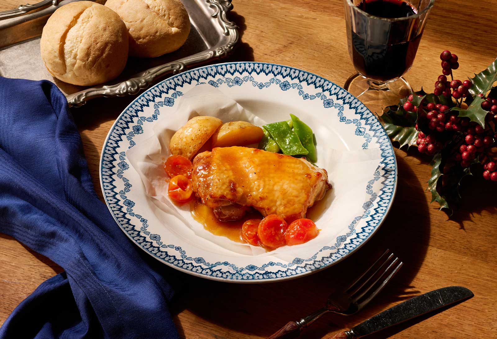 香ばしガーリックのクリスマスチキンステーキ