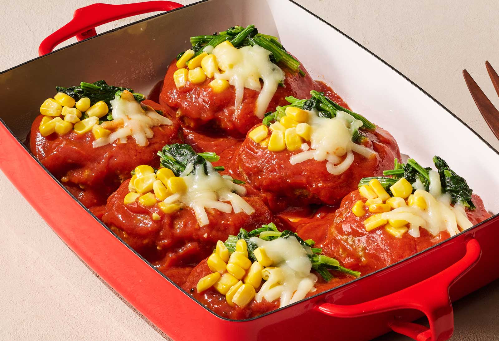 チーズとろける完熟トマトハンバーグ | GREEN SPOON（グリーンスプーン）