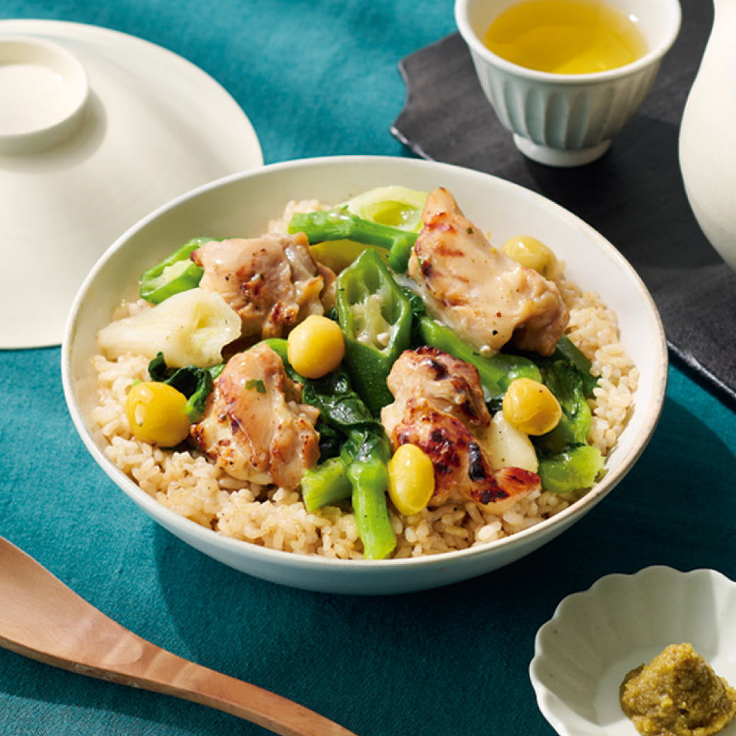 菜の花と銀杏の柚子胡椒香る塩焼き鳥